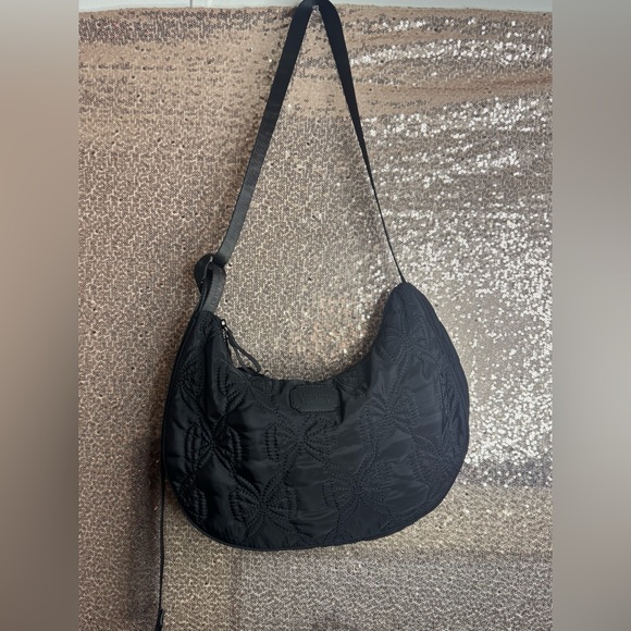 Damson Madder Crescent Bow-embroidered Satin Shoulder Bag - Picture 5 of 9